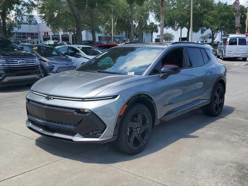 2025 Chevrolet Equinox EV RS