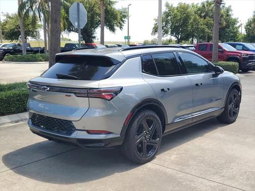 2025 Chevrolet Equinox EV RS