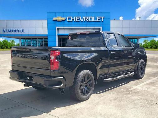 2025 Chevrolet Silverado 1500 Custom