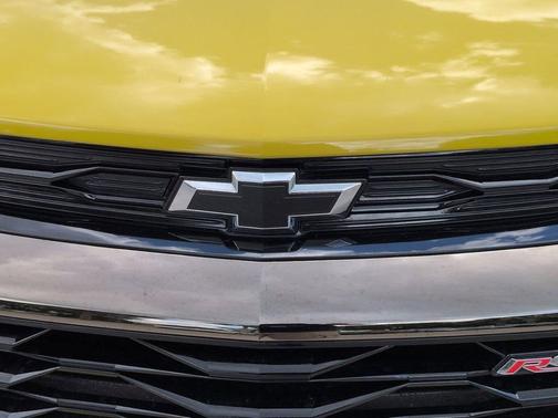 Nitro Yellow Metallic 2023 Chevrolet Trailblazer RS