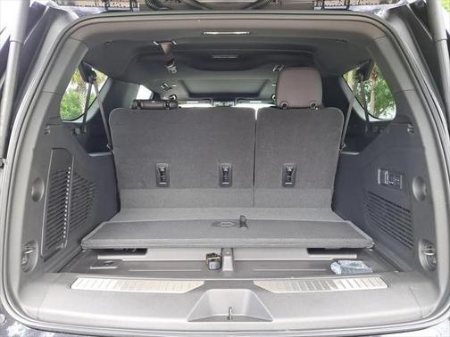 2025 Chevrolet Suburban 2WD High Country