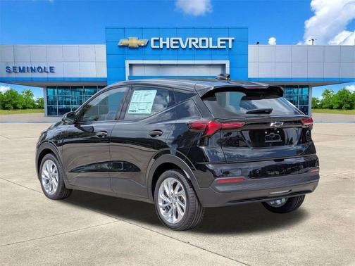 Mosaic Black Metallic 2027 Chevrolet Bolt LT FWD