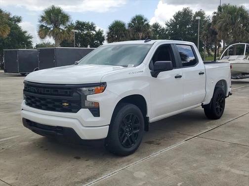 2025 Chevrolet Silverado 1500 Custom