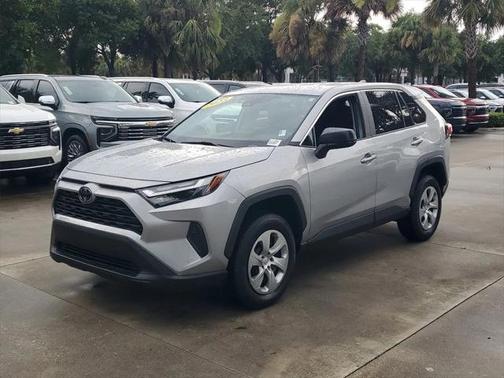 2023 Toyota RAV4 LE