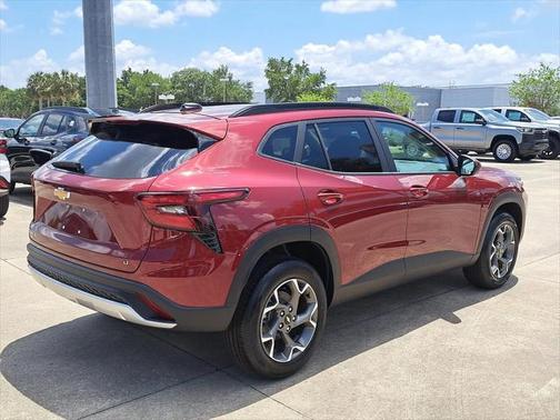 2025 Chevrolet Trax LT