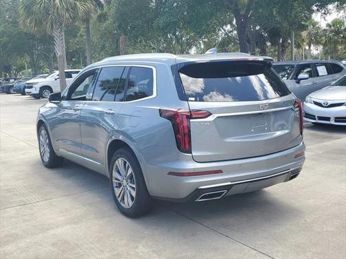 2024 Cadillac XT6 Premium Luxury FWD