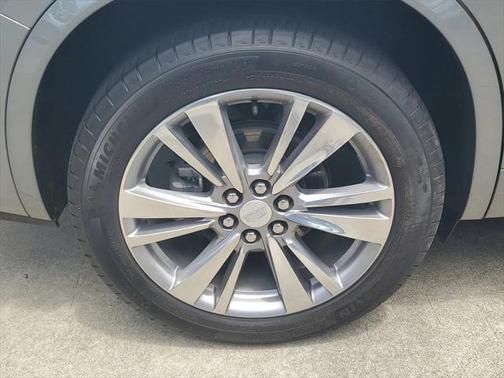 2024 Cadillac XT6 Premium Luxury FWD