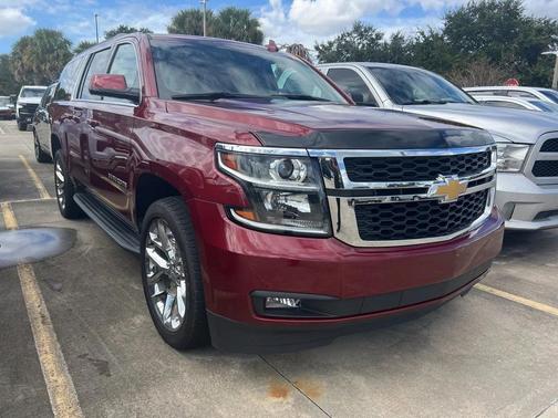 2019 Chevrolet Suburban LT