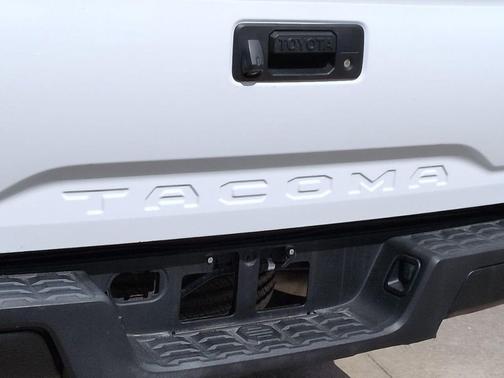 Super White 2020 Toyota Tacoma SR