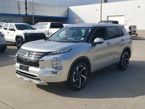 2023 Mitsubishi Outlander SE 2.5 S-AWC