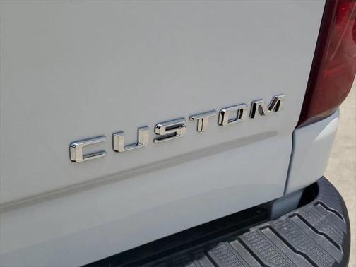 2025 Chevrolet Silverado 2500 Custom