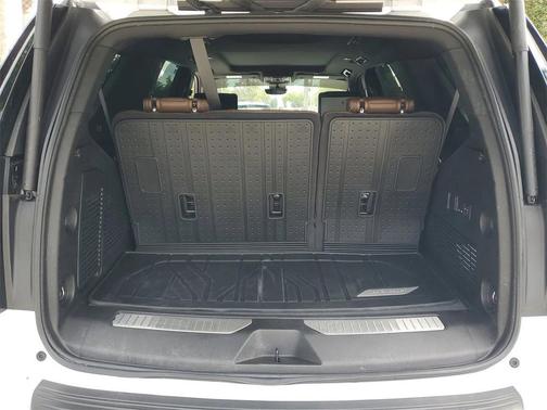 2024 Chevrolet Tahoe 4WD High Country