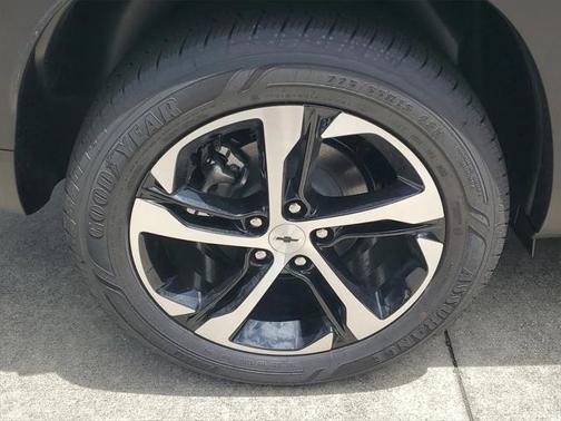 2025 Chevrolet Trax FWD 1RS