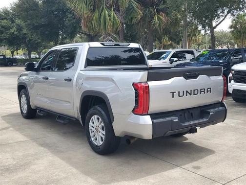 2022 Toyota Tundra SR5