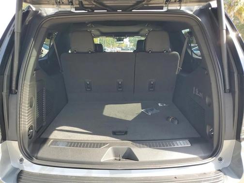 2026 Chevrolet Suburban High Country, 4WD