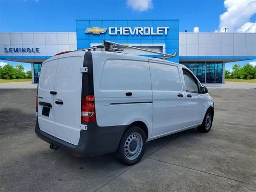 2022 Mercedes-Benz Metris Base