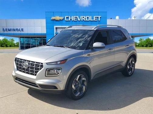 2024 Hyundai VENUE SEL