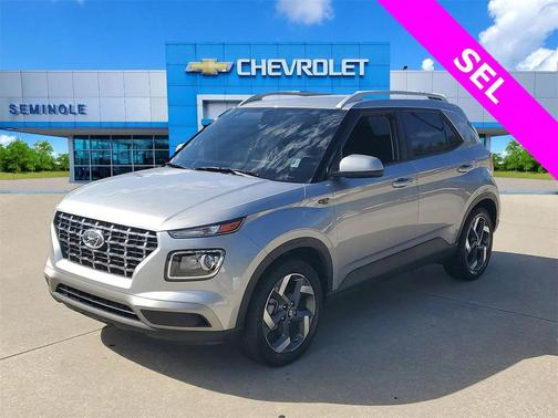 2024 Hyundai VENUE SEL