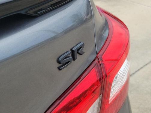 Gun Metallic 2018 Nissan Sentra SR