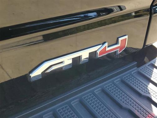 2022 GMC Sierra 2500 AT4