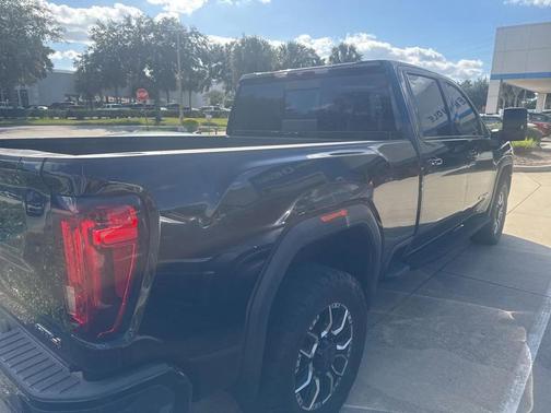 2022 GMC Sierra 2500 AT4