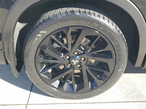 2023 Mitsubishi Outlander SEL 2.5 2WD