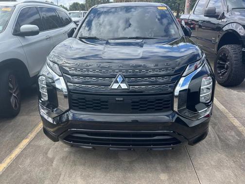 2023 Mitsubishi Outlander SEL 2.5 2WD