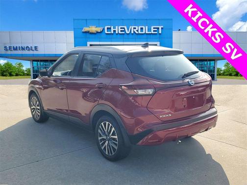 2021 Nissan Kicks SV