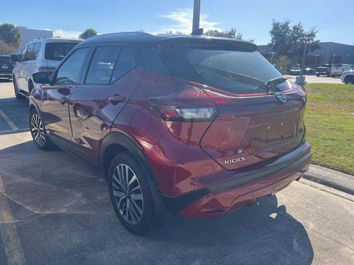 2021 Nissan Kicks SV