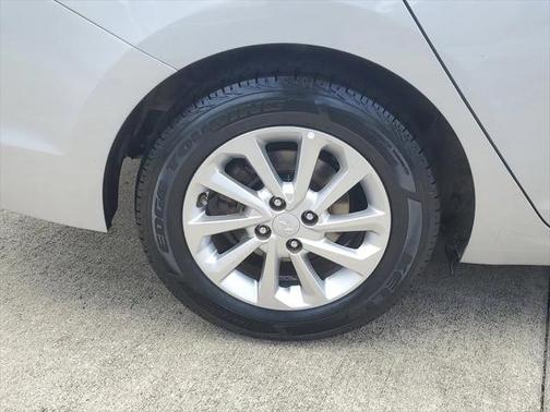 2022 Hyundai Accent SEL
