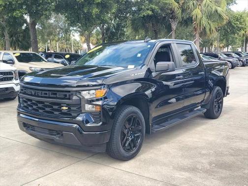 2023 Chevrolet Silverado 1500 Custom