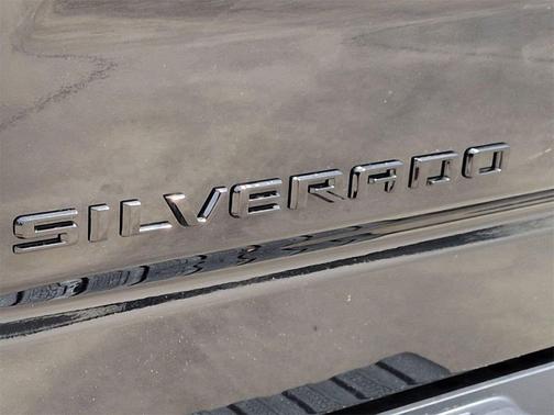 Black 2026 Chevrolet Silverado 1500 Custom