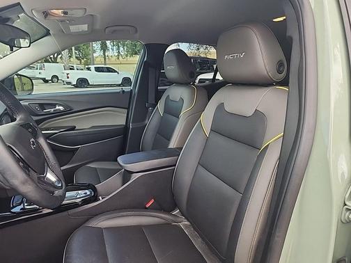 Cacti Green 2025 Chevrolet Trax FWD ACTIV