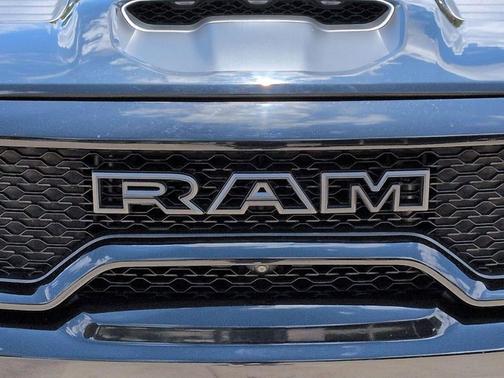 Diamond Black Crystal Pearlcoat 2021 RAM 1500 TRX