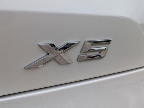 2023 BMW X5 PHEV xDrive45e