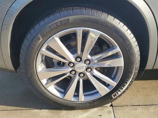 2025 Cadillac XT6 Premium Luxury FWD