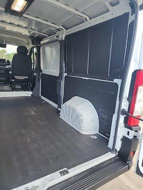 Bright White Clearcoat 2025 RAM ProMaster 2500 Tradesman