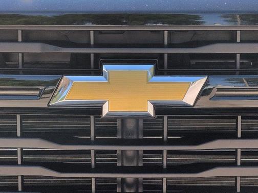 Black 2026 Chevrolet Silverado 2500 Custom