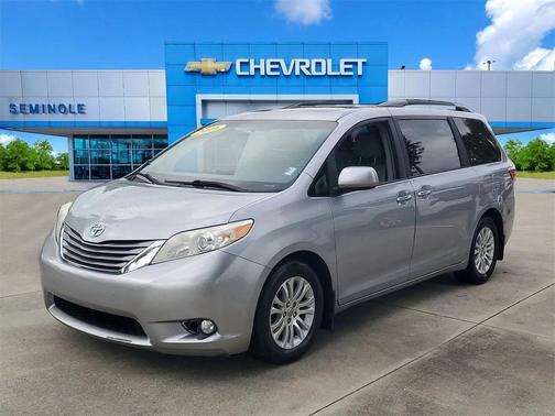 2016 Toyota Sienna XLE