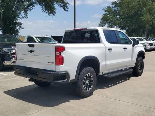 2025 Chevrolet Silverado 1500 ZR2