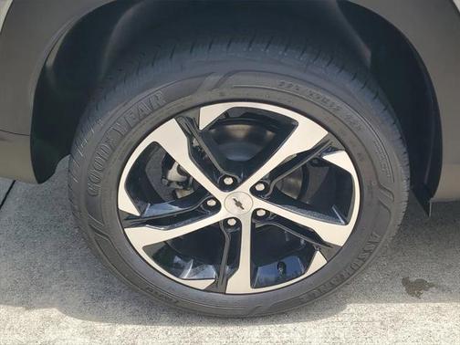 2025 Chevrolet Trax FWD 1RS