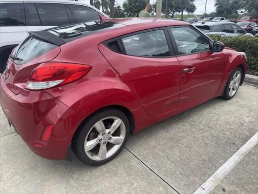 2015 Hyundai Veloster Base