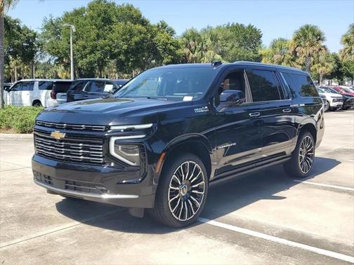 2025 Chevrolet Suburban 4WD High Country