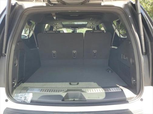 2025 Chevrolet Suburban 2WD High Country