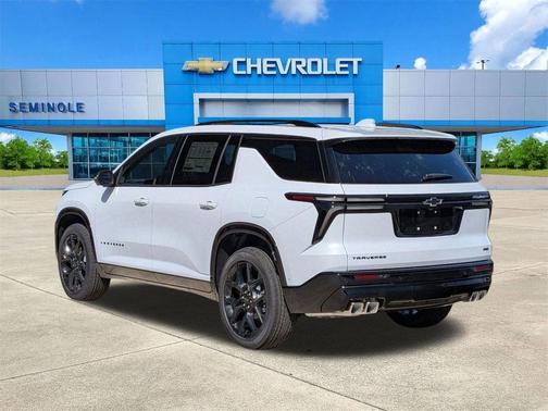 Polar White Tricoat 2026 Chevrolet Traverse RS