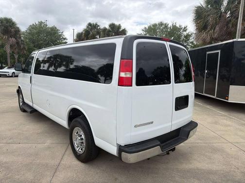 2019 Chevrolet Express 3500 LT
