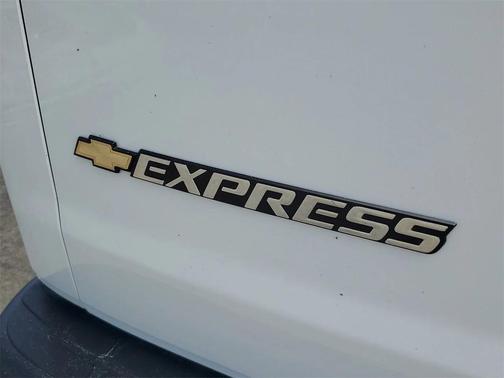 2025 Chevrolet Express 2500 RWD 2500 Extended Wheelbase WT
