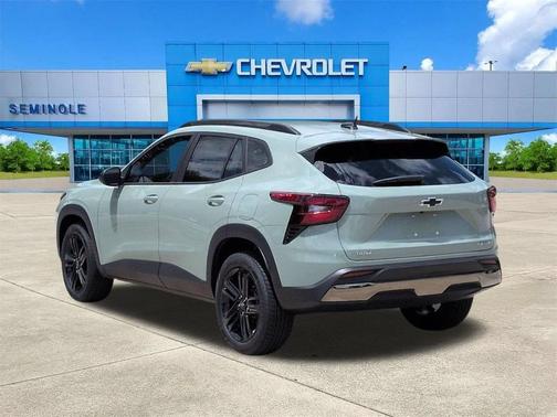 Cacti Green 2026 Chevrolet Trax FWD ACTIV