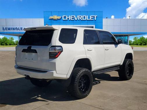 2022 Toyota 4Runner SR5