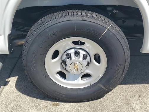 2025 Chevrolet Express 2500 RWD 2500 Regular Wheelbase WT